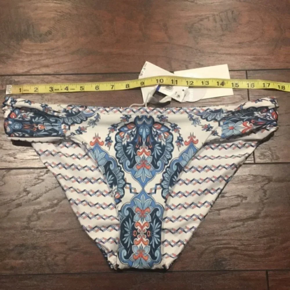 NWT Becca Naples Reversible Bottom swim